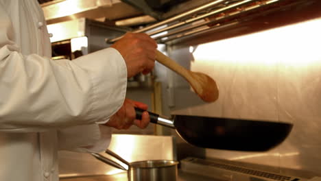 Chef-preparing-vegetables