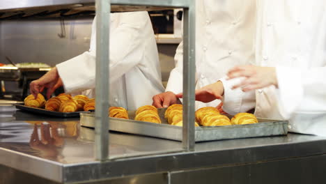 Chefs-baking-croissants