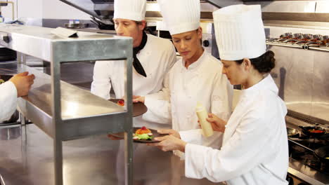 Team-of-chefs-preparing-food