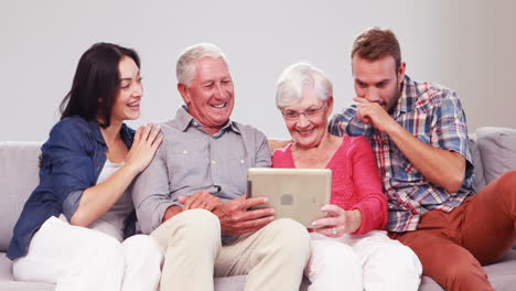 Multi-generation-family-using-tablet-
