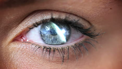 Close-up-of-human-eye-with-globe