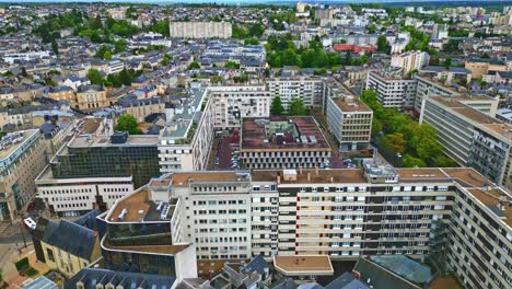 Distrito-Moderno-De-La-Ciudad-De-Le-Mans,-Francia