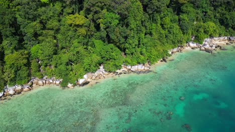 Great-aerial-view-flight