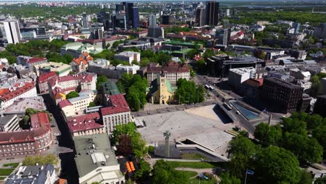 Freedom-Square,-St-John's-Church-in-Tallinn,-Estonia-Cinematic-Establishing-Shot