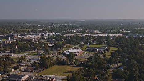 Augusta-Georgia-Antena-V27-Drone-Sobrevuelo-Del-Barrio-Residencial-Del-Centro-De-La-Ciudad-Capturando-Vistas-Del-Centro-Médico-De-La-Universidad-De-Augusta-Y-Del-Paisaje-Urbano-Del-Centro---Filmado-Con-Inspire-3-8k---Octubre-De-2023