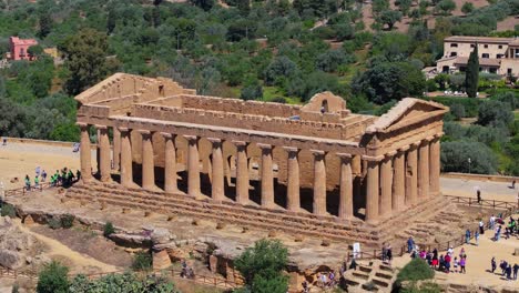 Valle-De-Los-Templos-En-Agrigento,-Sicilia,-Italia