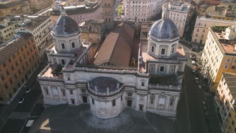 Birds-Eye-Drone-Shot-Above-Papal-Basilica-of-Santa-Maria-Maggiore