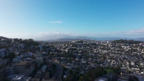 Beautiful-shot-of-real-estate-in-the-suburbs-of-San-Francisco,-California