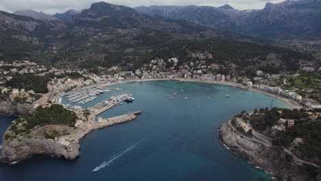 Aerial-View-of-Port-Soller-in-Mallorca,-Spain