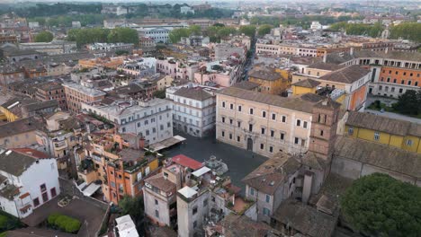 Filmische-Drohnenaufnahme-über-Trastevere-Bei-Sonnenaufgang-In-Rom