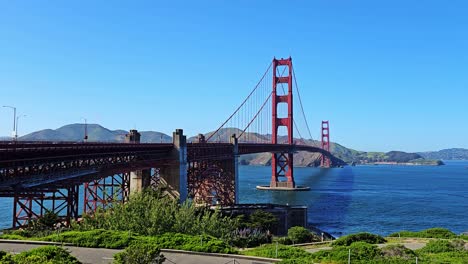 Golden-Gate-Bridge-Establishing-Wide-Shot-from-Vista-Viewpoint-in-San-Francisco,-California,-USA