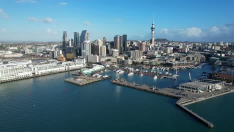 New-Zealand-Maritime-Museum-–-Viaduct-Harbour-Und-Auckland-CBD-In-Neuseeland