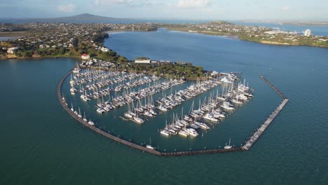 Bayswater-Marina-With-Yachts-And-Sailboats-In-Daytime---Ngataringa-Bay-In-Auckland,-New-Zealand