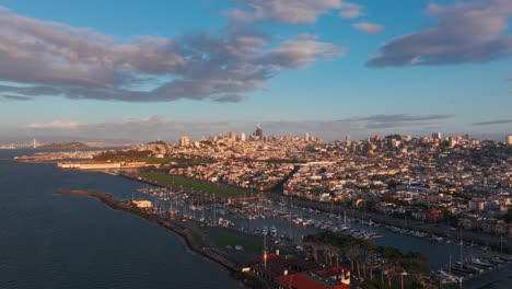 Wide-angle-pull-back-drone-shot-over-San-Francisco,-California