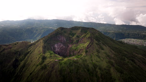 Mount-Batur-crater,-active-volcano-on-Bali-island,-Indonesia