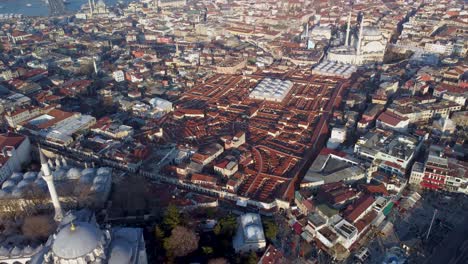 Grand-Bazaar,-Spice-Market-and-Beyazit-and-Nuruosmaniye-Mosque-in-Istanbul,-Turkey