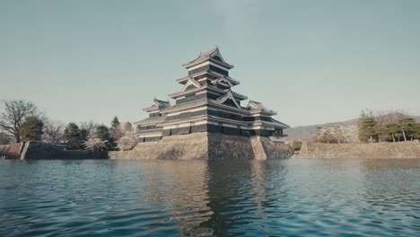 Castillo-Matsumoto-jō,-Castillo-Fukashi-En-La-Ciudad-De-Matsumoto,-Prefectura-De-Nagano,-Japón