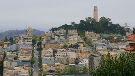 Coit-Tower-at-Pioneer-Park,-an-Iconic-Landmark-in-San-Francisco,-USA