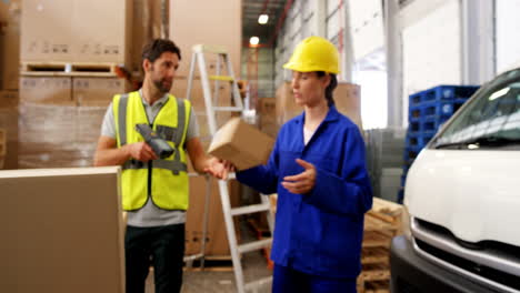 Workers-walking-with-clipboard-and-scanning