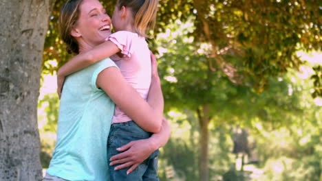 Little-girl-running-to-her-mother