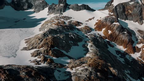 Trekking-Am-Ojo-Del-Albino-Gletscher-Mit-Eisfeld-In-Der-Nähe-Von-Ushuaia-In-Feuerland,-Argentinien