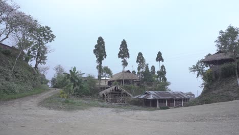 Paisaje-O-Casas-Y-Entorno-De-Personas-Que-Viven-En-Nagaland,-India.