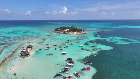 Horizonte-De-San-Andres-En-San-Andres-En-La-Isla-Del-Caribe-Colombia