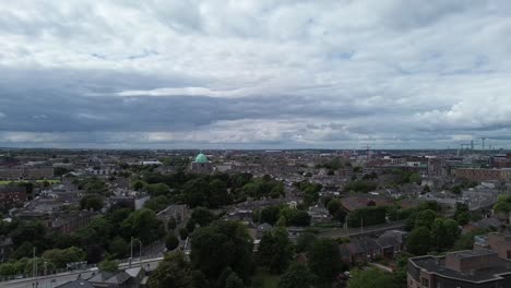 1-Von-5-Drohnenaufnahmen-Von-Einem-Standort-In-Dublin-6-Der-Dubliner-Stadtlandschaft-Vom-29.-Mai