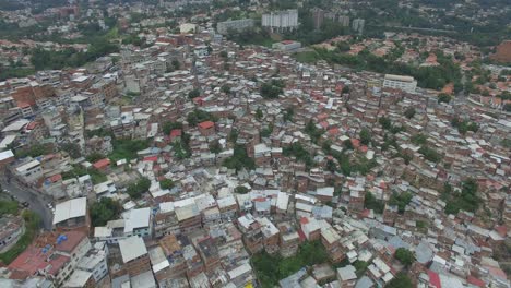 Aerial-view-of-the-streets-and-houses-of-a-popular-slum-in-Caracas,-Venezuela