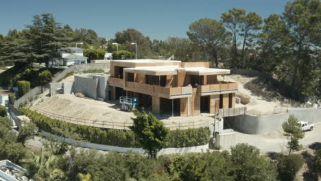 Construction-of-a-Mulholland-Drive-Mansion