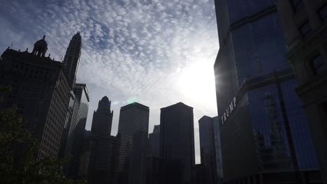 Trump-Tower-Chicago---Innenstadt-Von-Chicago---Sonnenuntergang-In-Der-Stadt