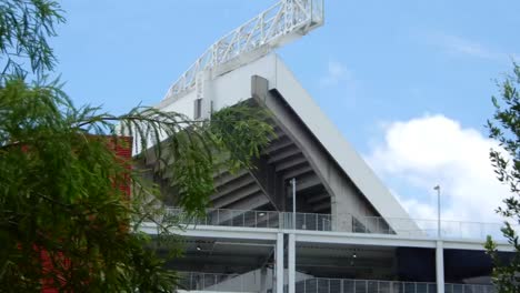 Las-Nubes-Pasan-Sobre-El-Estadio-De-Orlando,-Florida.