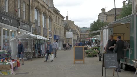 Busy-town-Saturday-Market-no-social-distancing-on-first-day-of-virus-relaxation