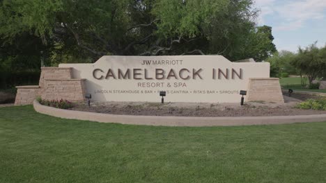 View-of-the-Camelback-Inn,-a-JW-Marriott-Resort-and-Spa,-a-luxury-hotel-located-under-the-Camelback-Mountain-in-the-Sonora-Desert-in-Scottsdale,-Arizona,-USA