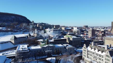 Drohnenaufnahmen-Vom-Campus-Der-McGill-University-An-Einem-Kalten,-Sonnigen-Wintertag