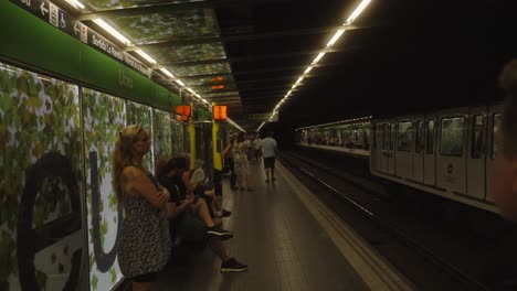 People-waiting-at-the-metro-station-in-Barcelona-city
