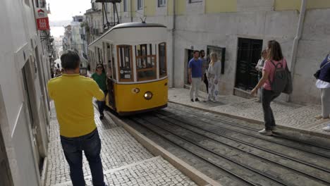 Lisbon-City-Beautiful-Coloured-Houses-View,-Portugal