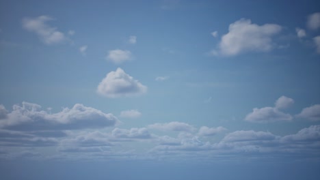 Tag-Blauer-Himmel,-Sonniger-Tag,-Mit-Volumetrischen-Wolken,-Die-An-Einer-3D-Animation-Vorbeiziehen