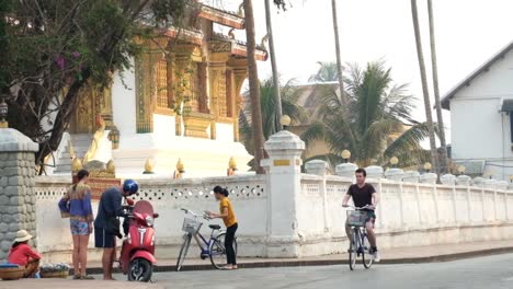 Luang-Prabang-Ist-Eine-Weltkulturerbe-Stadt,-Da-Die-Gebäude-In-Dieser-Stadt-Noch-Ursprünglich-Aus-Der-Französischen-Kolonialzeit-Stammen