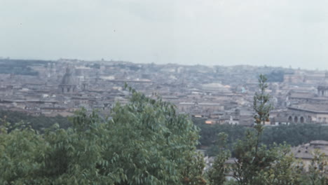 Vista-Panorámica-De-Roma-Desde-La-Colina-Janicula-En-La-Orilla-Occidental-Del-Tíber.