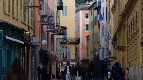 Historic-Neighborhood-With-Typical-Buildings-In-Old-Town-Of-Vieux-Nice,-France,-Static-Shot