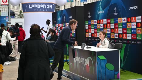 Präsentation-Bei-Der-UEFA-Champions-League-In-Der-Regents-Street,-London,-Großbritannien