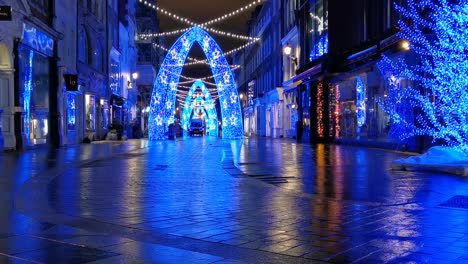 Weihnachtsbeleuchtung-Und-Dekorationen,-Ruhige-Straße-In-London
