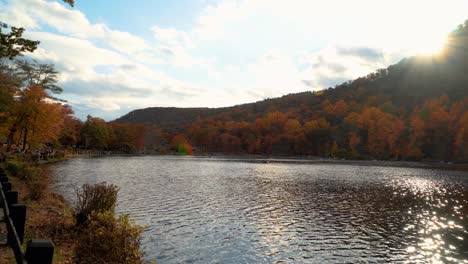 Beautiful-Sunset-In-Autumn-In-Upstate-With-Lake-View-And-Mountain-In-The-Background