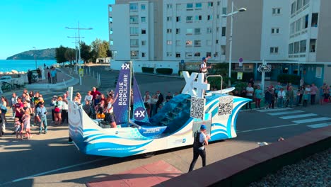 Olympic-torch-relay-passing-through-French-cities,-Toulon