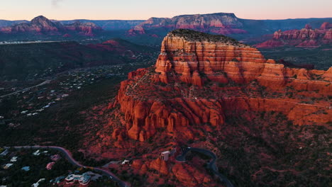 Red-Rocks-And-The-Chapel-Of-The-Holy-Cross-In-Sedona,-Arizona---Aerial-Drone-Shot