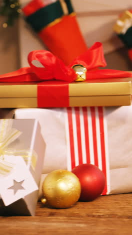 Wrapped-gifts-on-wooden-table