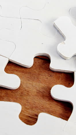 Jigsaw-puzzle-with-one-piece-separately