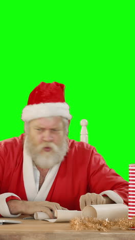 Papá-Noel-Usando-La-Computadora