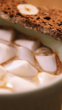 Tasse-Kaffee-Mit-Marshmallow